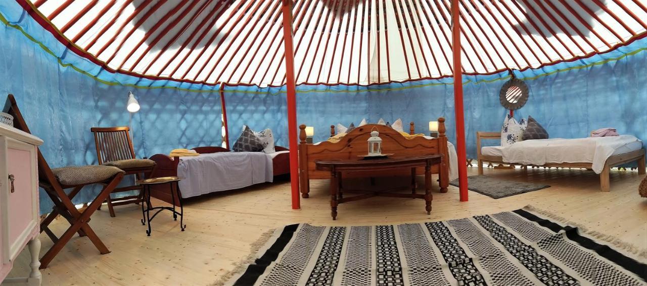 Mongolische Jurte Im Art.Quartier Hotel Velgast Buitenkant foto